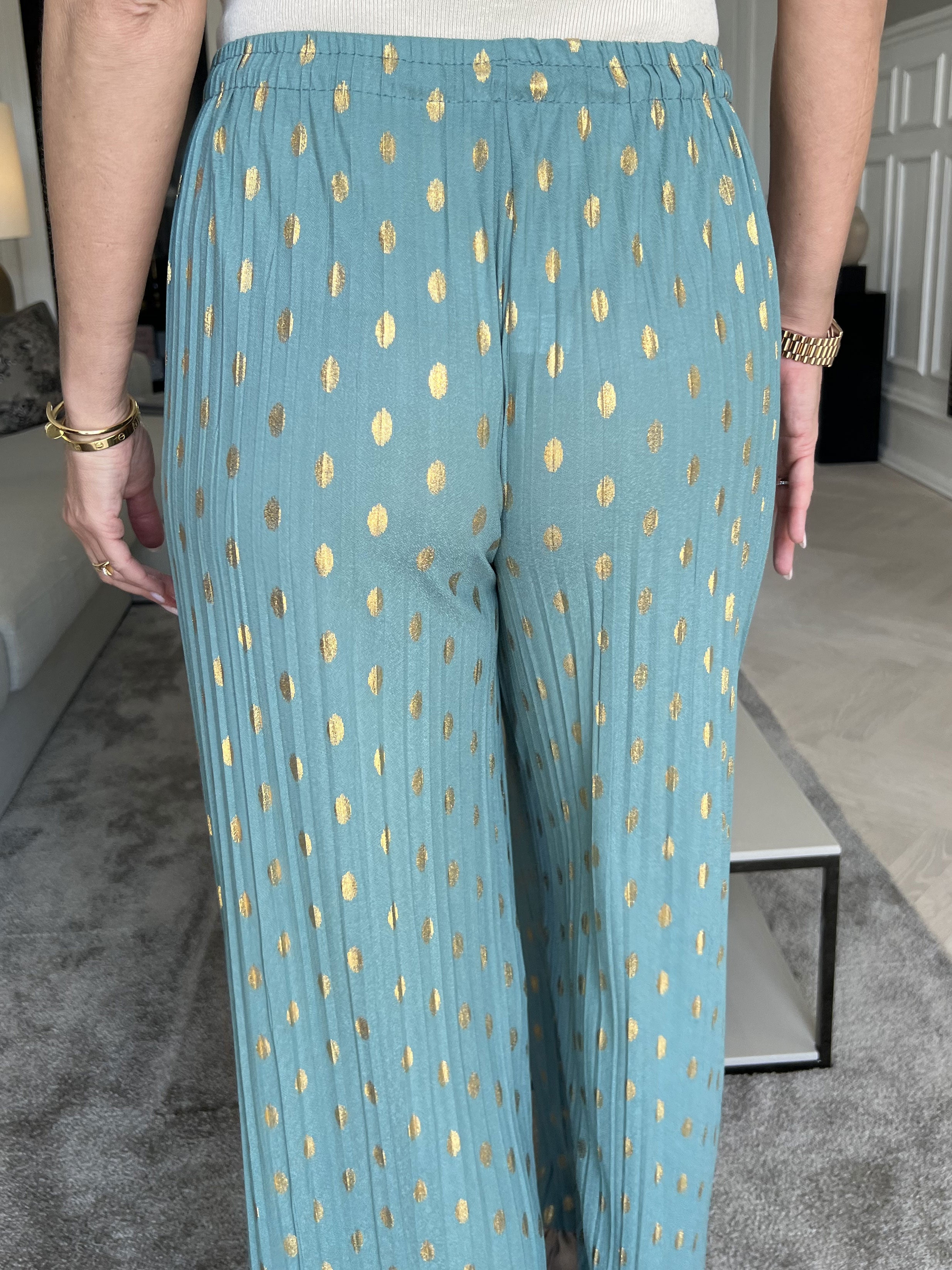 Aleta - Plisserade byxor med prickar